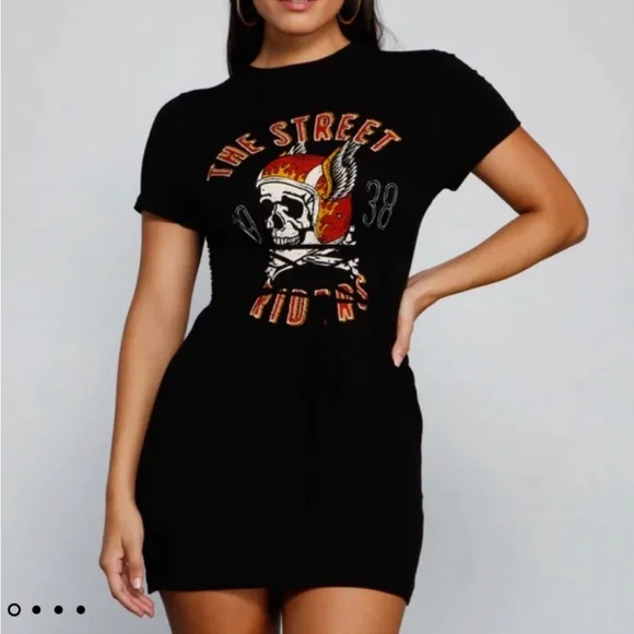 Windsor Dresses Graphic Tshirt Dress With Lace Details Poshmark - Main Image